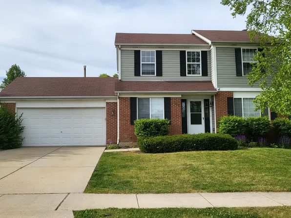 136 Bedford Ave, Sugar Grove, IL 60554