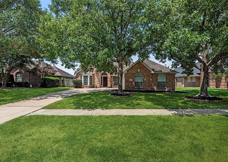 1st image of 9415 Barretts Glen Court
