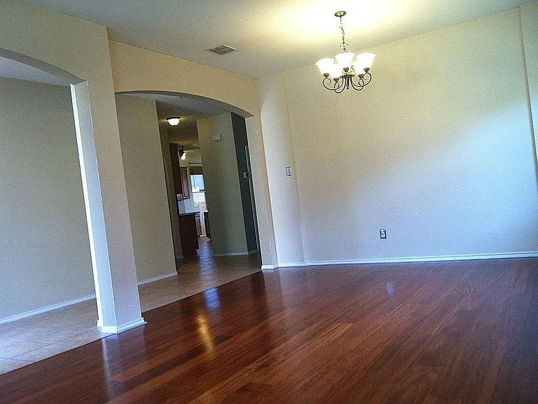 Formal Dining