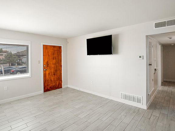 4th image of 2523 Nations Ave