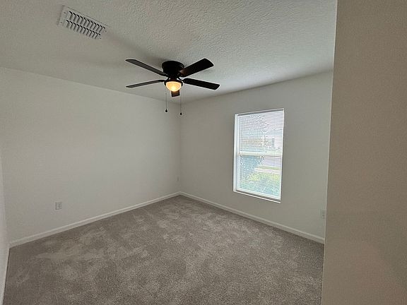 5th image of 1318 Belle Isle Ln