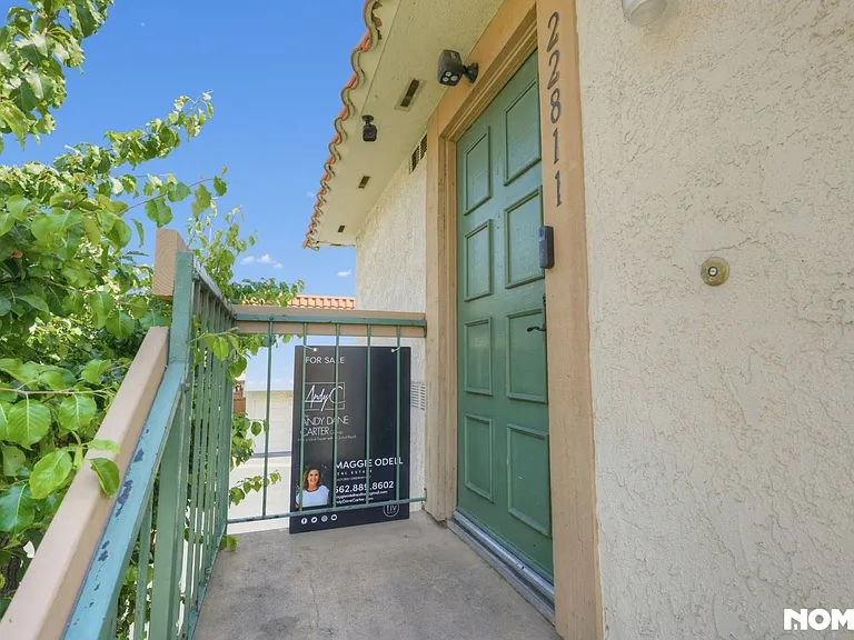 22811 Malaga Way — Photo 29