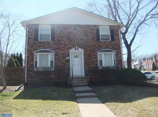 384 N Mount Vernon Cir, Bensalem, PA 19020