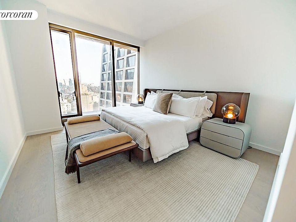 1st image of 500 W 18th St Unit West 26d