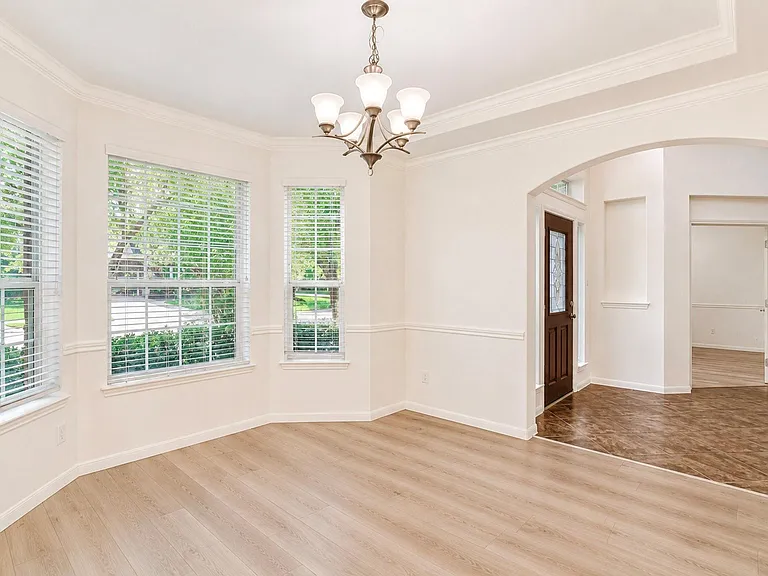 3303 Belmont River Ln — Photo 6