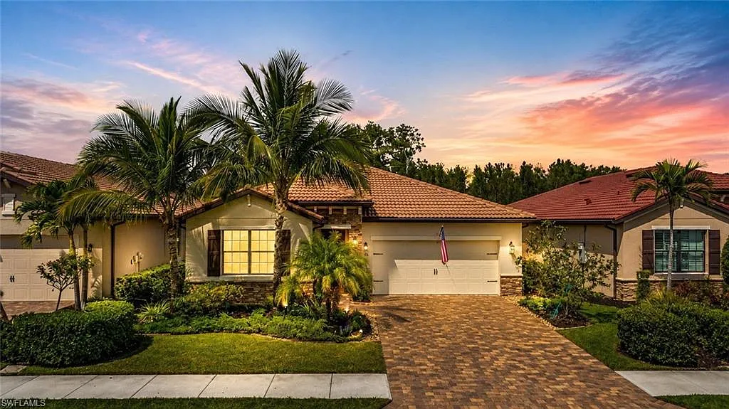 3 bed, 2.0 bath, 1830 sqft, $3,450 — Photo 1