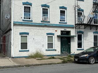 384 Washington St #3R, Newburgh, NY 12550