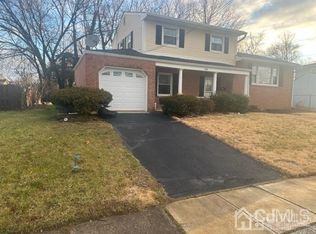 248 Winding Rd, Iselin, NJ 08830