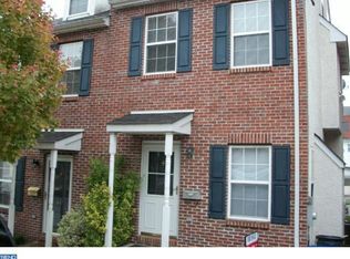 445 Spring Mill Ave, Conshohocken, PA 19428
