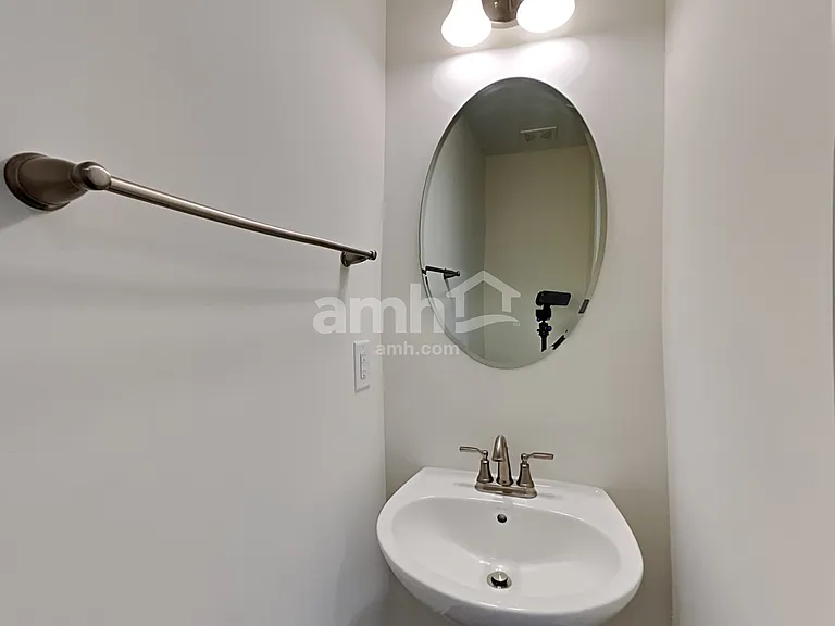 624 Hamilton Park Dr — Photo 9