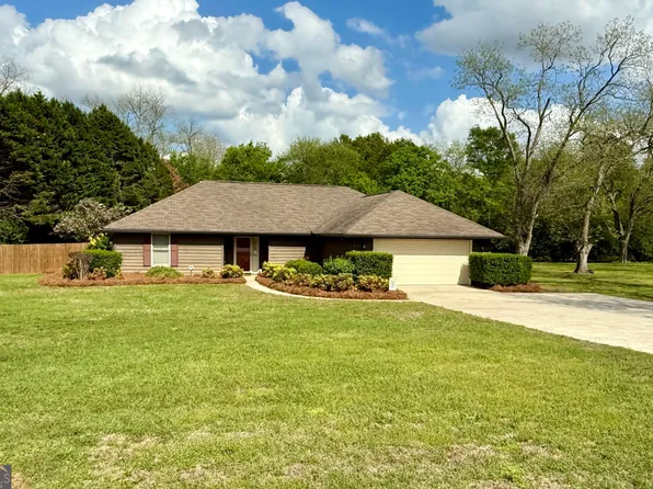 1114 N Houston Lake Rd, Warner Robins, GA 31093