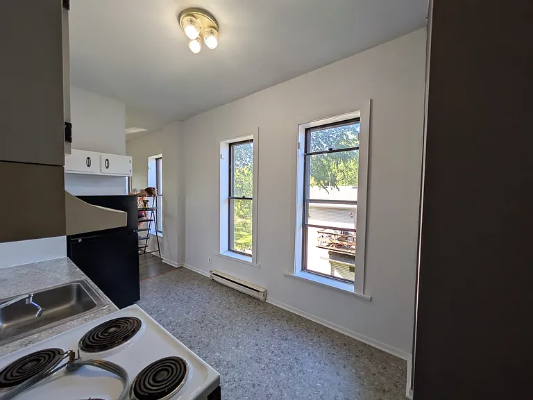 205 S Main St #3 — Photo 7