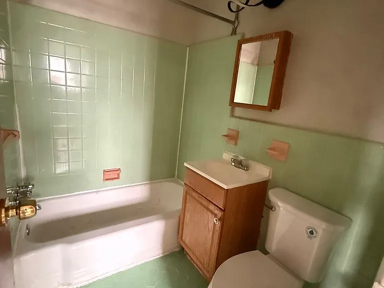7312 Rockwell Ave — Photo 24