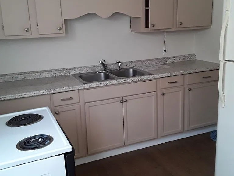 120 Laurel Oak St — Photo 8