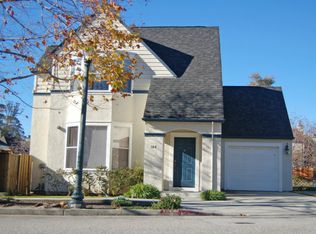 104 Robinson Ln, Santa Cruz, CA 95060