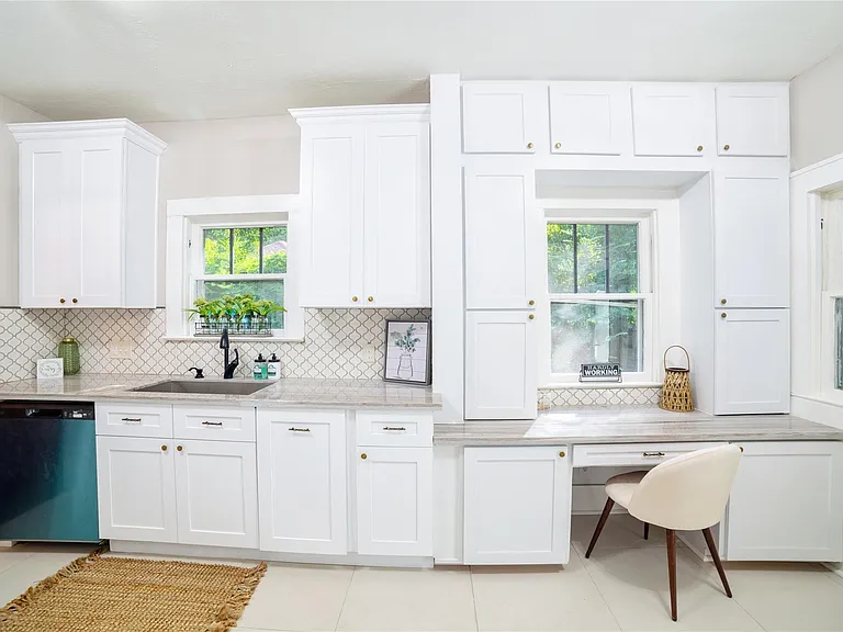 420 N Live Oak St — Photo 14