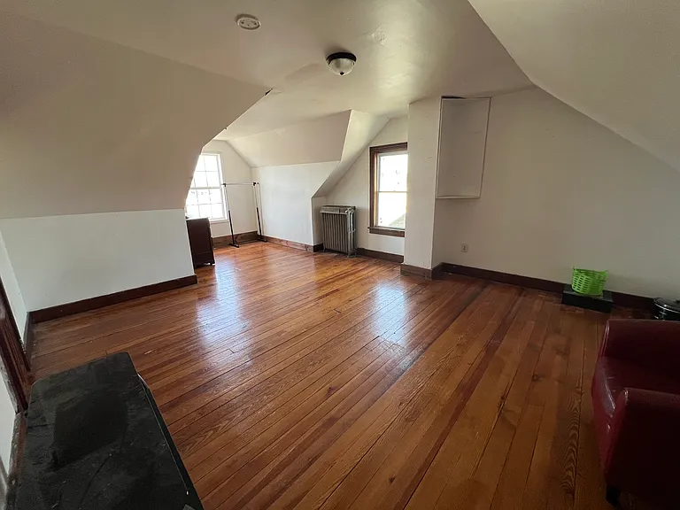 165 Lewis St #2 — Photo 13