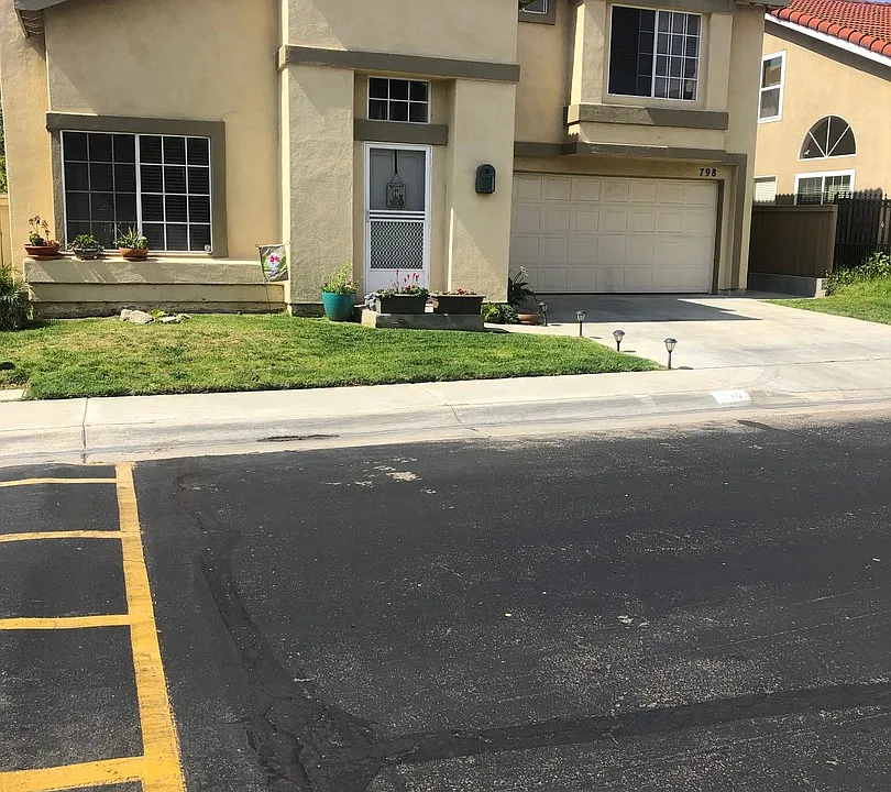 798 Vista Real St