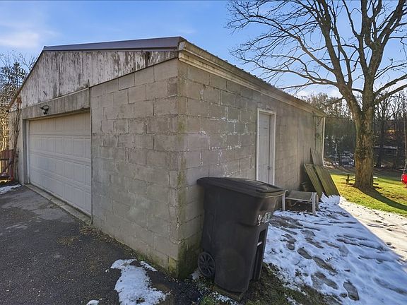 5th image of 4656 Rule Rd