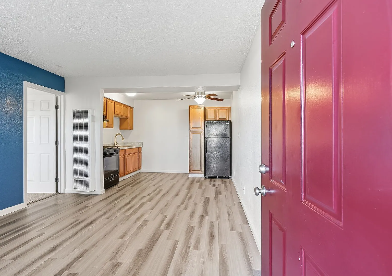 450 - Harbor Breeze — Photo 3