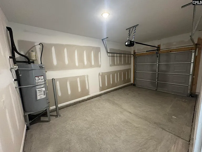 2038 Armada Rd — Photo 3