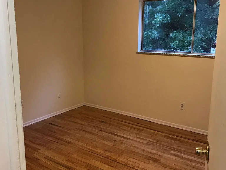406 Rebecca Ave — Photo 15