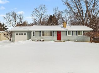 25 Christy Rd, Battle Creek, MI 49015