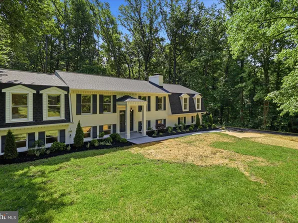 8855 Lowell Rd, Pomfret, MD 20675