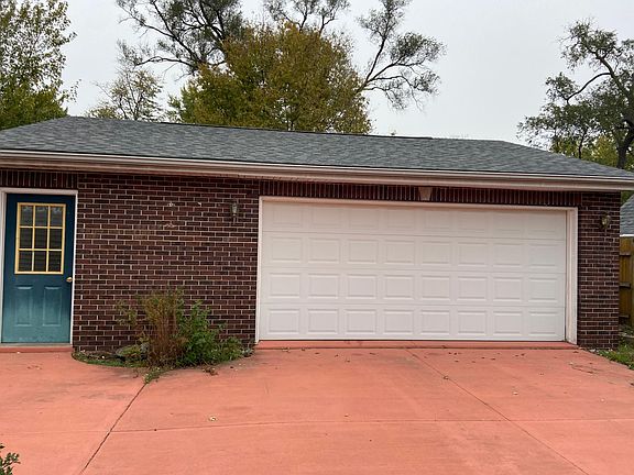 3rd image of 4101 Morton Dr