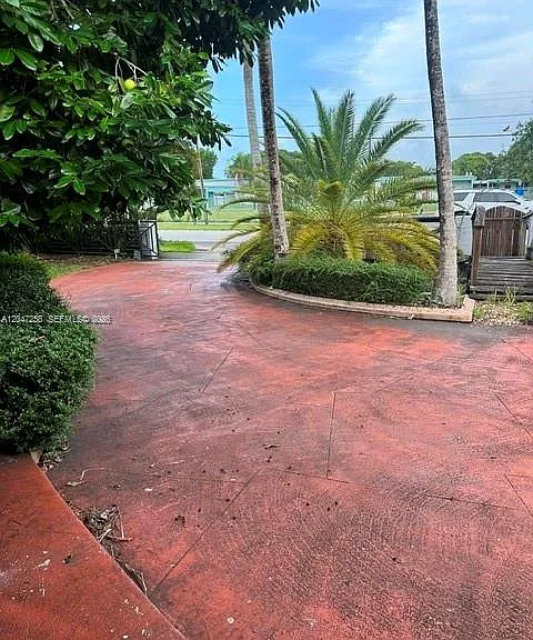 1065 NW 15th St — Photo 21