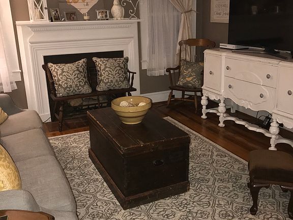 3rd image of 342 Gladstone Rd