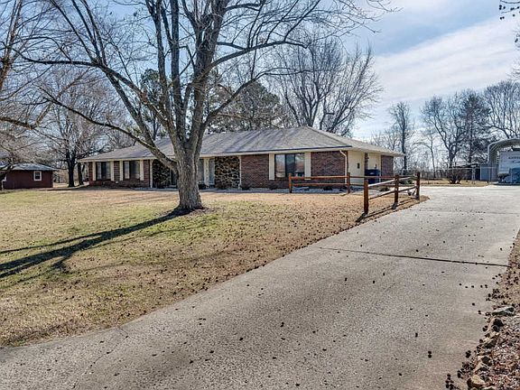 3rd image of 2630 E Charolais St