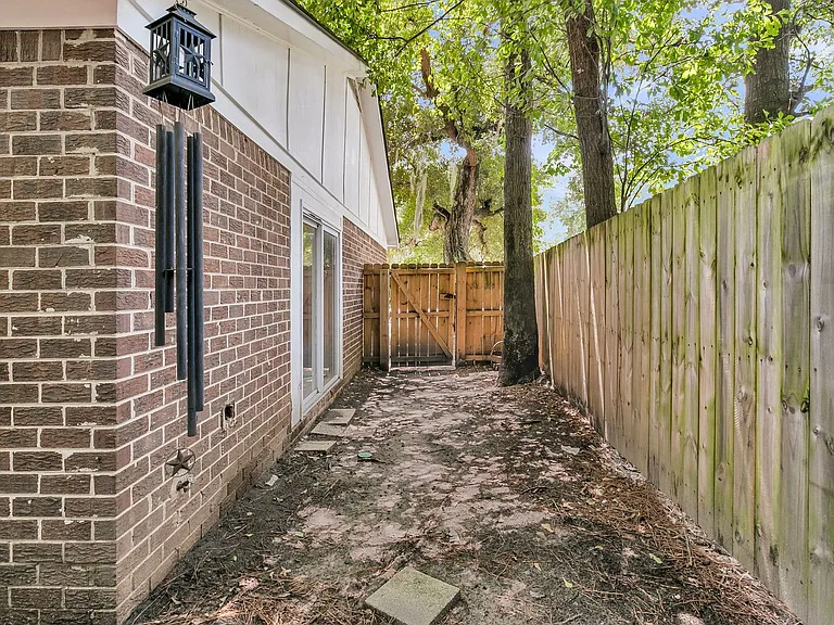 216 Parlor Dr #A — Photo 25