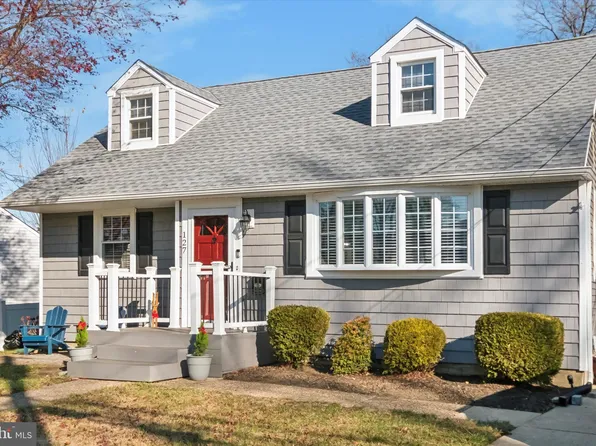 127 Edgewood Ave, Audubon, NJ 08106