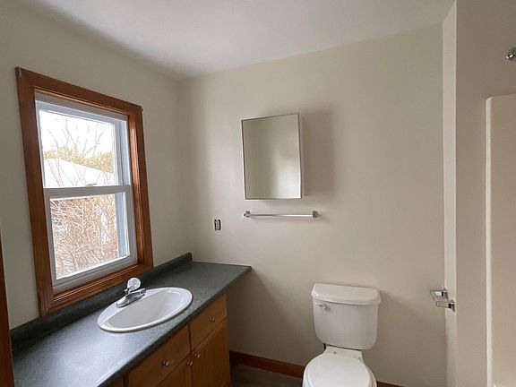 2nd image of 44 Williams St #44