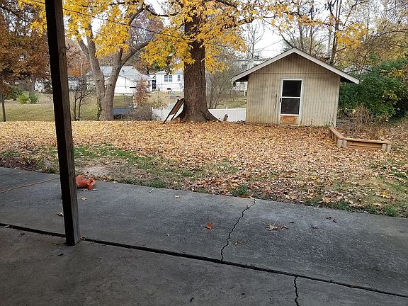 Large backyard with shed 