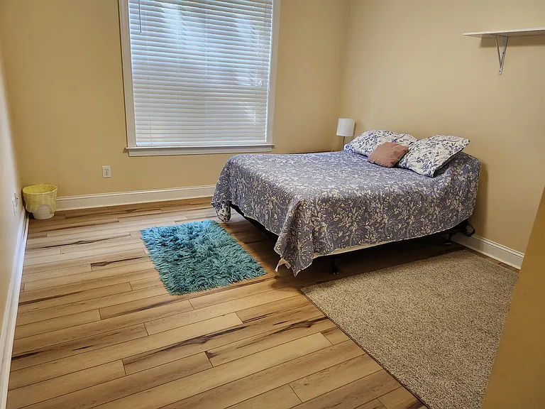 1614 Providence Glen Dr — Photo 3