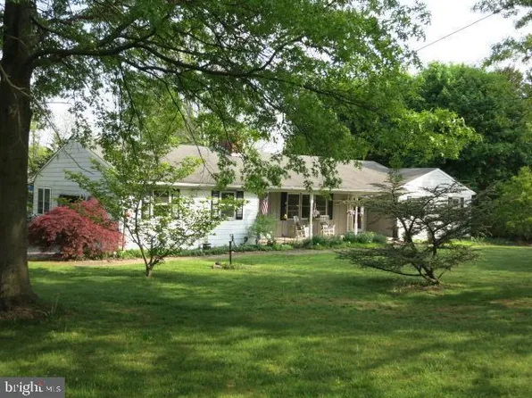 2103 Upper Stump Rd, Perkasie, PA 18944