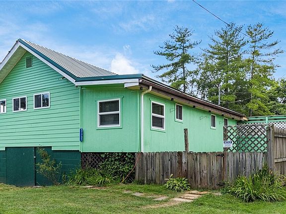 4th image of 57737 Montour Rd
