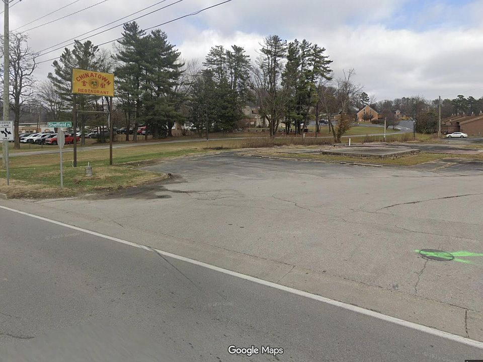 2nd image of 1602 N Main St
