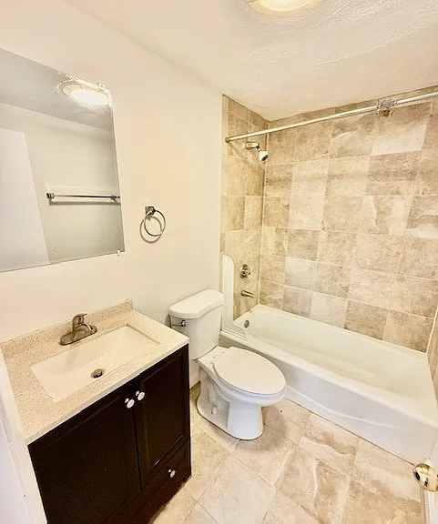 153 Salem St #5 — Photo 5