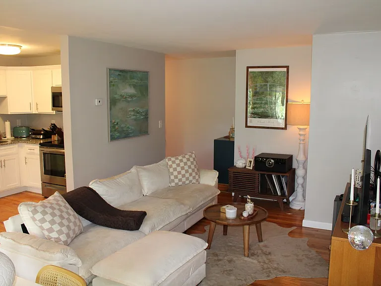 115 S Main St — Photo 7