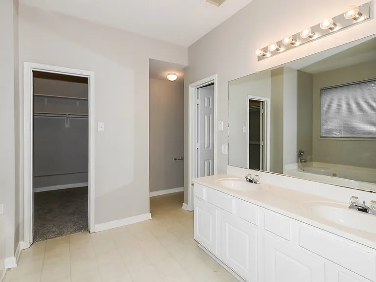 8919 Green Ray Dr — Photo 14