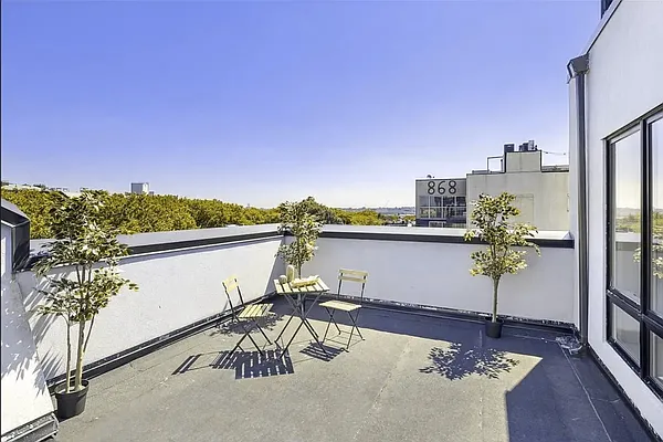 Rented by Rentopia | media 41