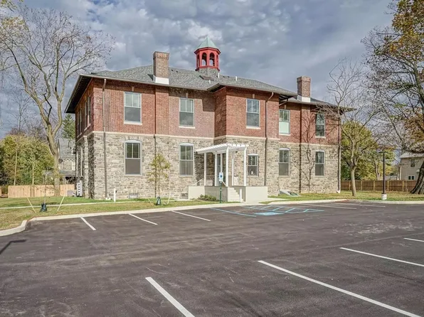 Willow Grove Ave E 1400, 1400 E Willow Grove Ave #2, Glenside, PA 19038