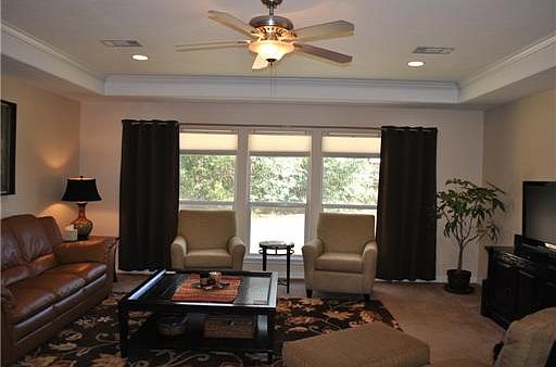 3rd image of 10720 Forest Dr