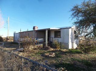 421 E Navajo St, Huachuca City, AZ 85616