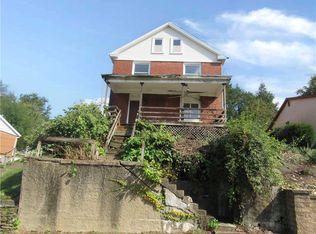 218 Duquesne Ave, Trafford, PA 15085