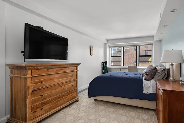 Sold by Douglas Elliman | media 7