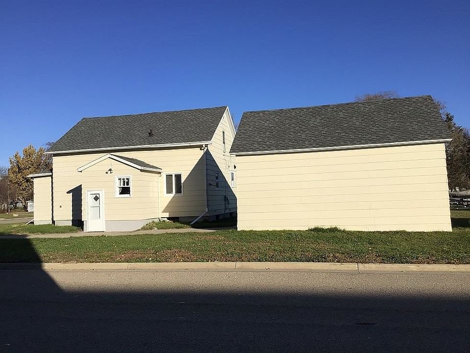 1707 1st Ave, Selby, SD 57472 MLS 73026 Zillow